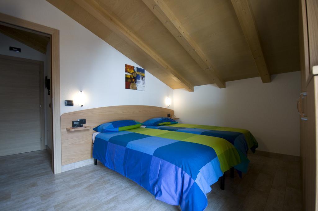 Casa Fiorella Livigno Rum bild